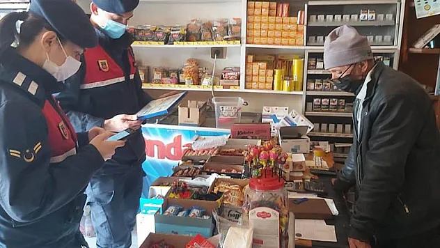 Havza'da kısıtlamaya uymayan 3 kişiye cezai işlem