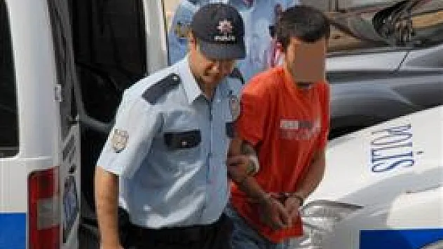 Eşini darp eden koca adliyede