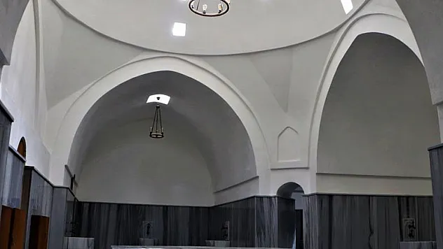 208 yıllık tarihi Şifa Hamamı açılmak için gün sayıyor
