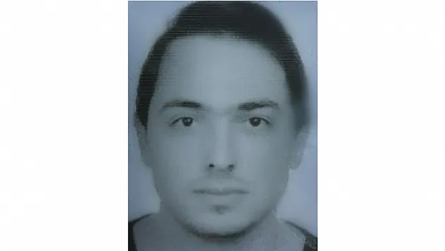 20 yaşındaki genç tabancayla vurulmuş halde bulundu