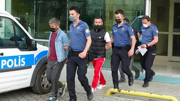 Eve polis gibi gelip 2.5 saat işkence yapan 3 kardeş tutuklandı