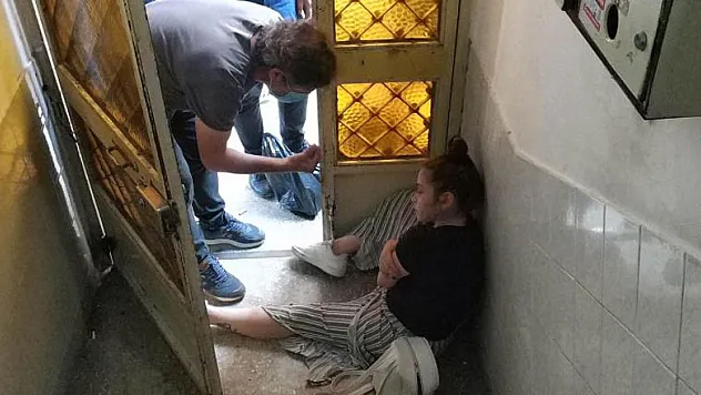 'Sosyal medya hesaplarımı çaldın' kavgasında genç kadın hastanelik oldu