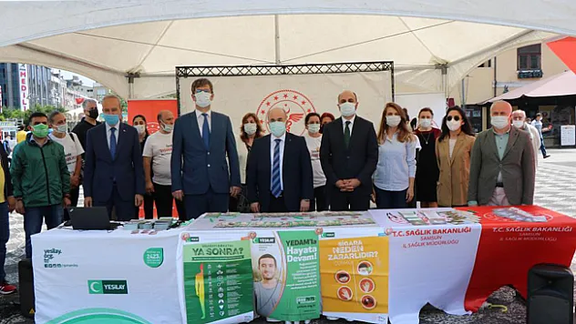 Vali Dağlı: '1 vatandaşın bile sigarayı bırakması çok önemli'