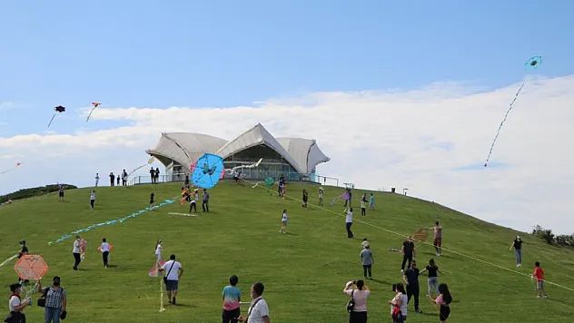 Samsun'da uçurtmalar gökyüzünü şenlendirdi  