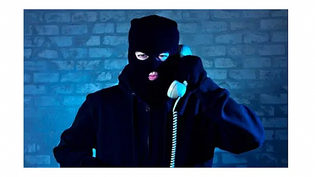 Sahte banka görevlisinin tuzağına düştü, 8 bin 249 lira dolandırıldı