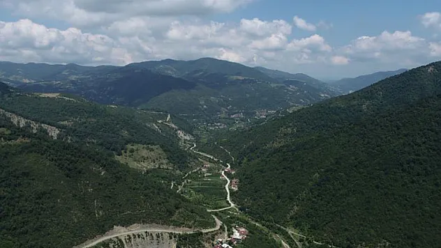 Asarcık'ta 3 kırsal mahallenin yol sorunu çözüldü