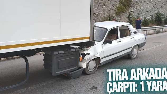 Samsun'da otomobil tıra arkadan çarptı: 1 yaralı