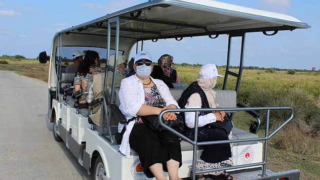 Yaşlılara 'cennet' gezisi