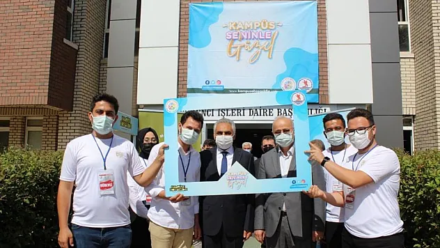 OMÜ'den yeni öğrencilere sıcak karşılama