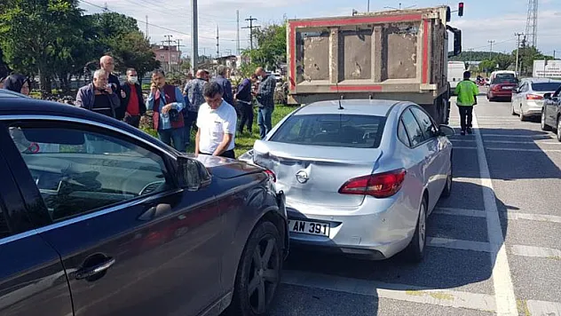Samsun'da zincirleme trafik kazası