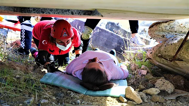 Acil durumlara ve afetlere böyle hazırlanıyorlar