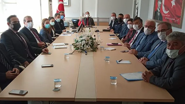 Kaymakam Ertürkmen: 'Bağımlılıkla mücadelede STK'lar da destek vermeli'