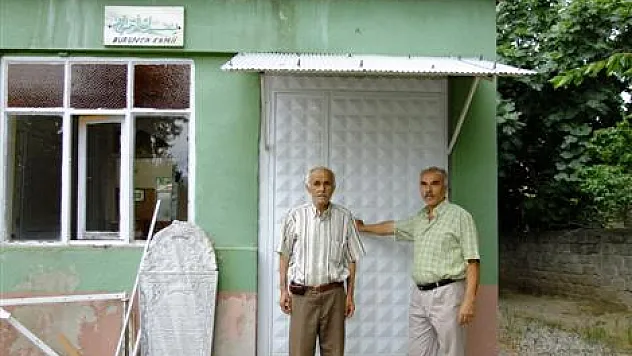 CEMAAT VAR, İMAM YOK