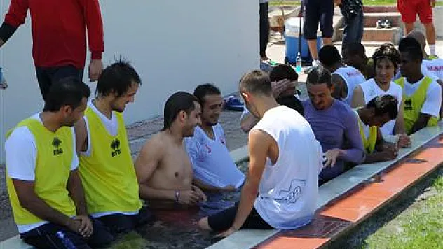 Samsunspor Antreman sonrası şok havuza girdi