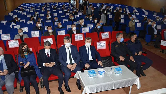 Muhtarlara 'Kadına Yönelik Şiddetle Mücadele' toplantısı