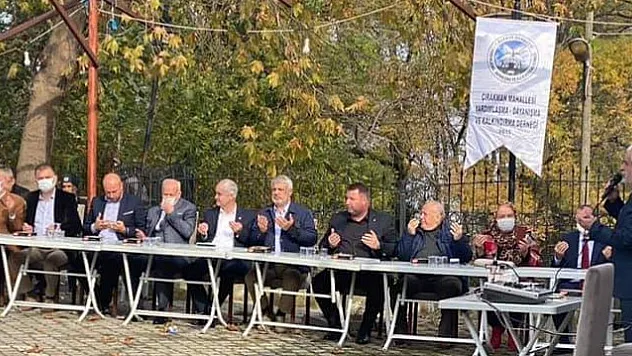 Dualar şehitler için