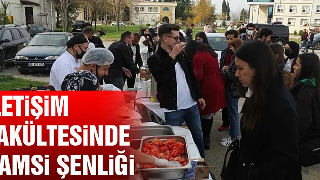 OMÜ İletişim Fakültesi'nde vize öncesi hamsi şenliği
