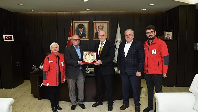 Başkan Bulut: 'OMÜ'nün desteği Samsun Kızılay'a güç katıyor'