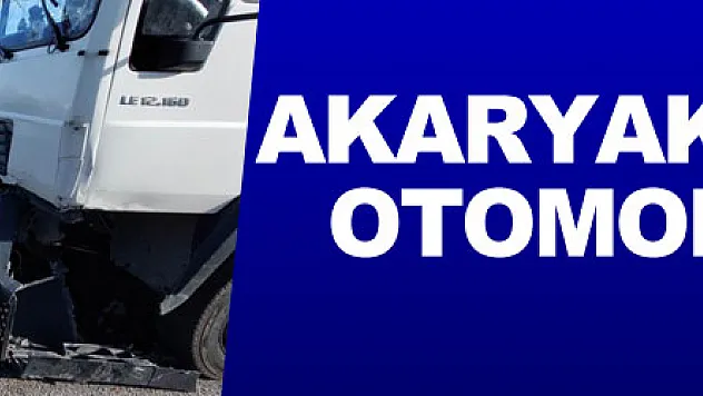 Akaryakıtı biten otomobile akaryakıt tankeri çarptı: 1 ölü, 3 yaralı