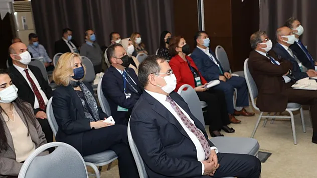 Başkan Demir: 'Çocuklarımız ve torunlarımız yaşayacak bir yer bulamama riskiyle karşı karşıya'