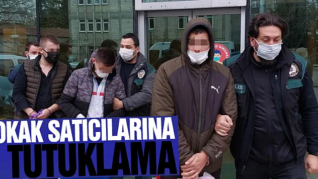 Samsun'da sokak satıcılarına uyuşturucu operasyonunda 3 kişi tutuklandı