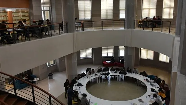 OMÜ Kütüphanesi'ne iki sertifikayla kalite tescili