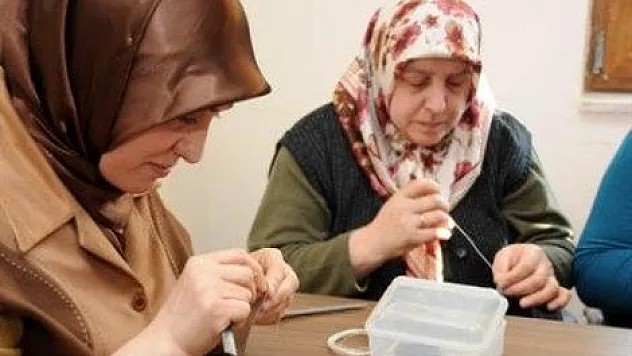 Canikli hanımlara altın bilezik