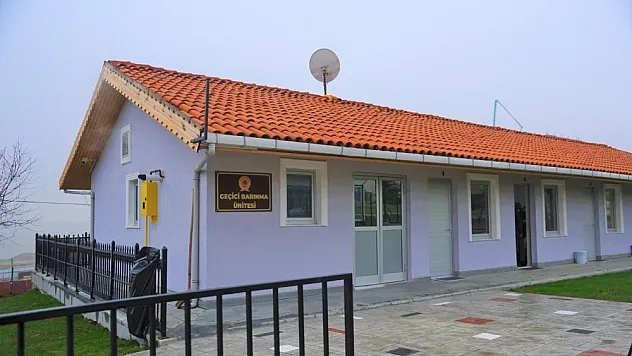 Sokakta kalan evsizler Geçici Barınma Merkezi'nde misafir ediliyor