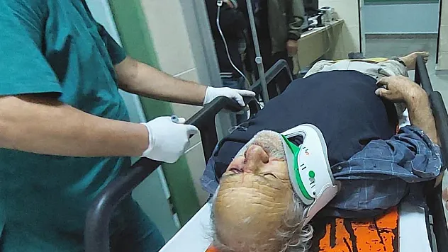 İnşaattan düşen yaşlı adam ölümden döndü