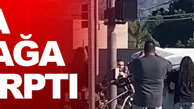 ABD'de raylara inen uçağa tren çarptı