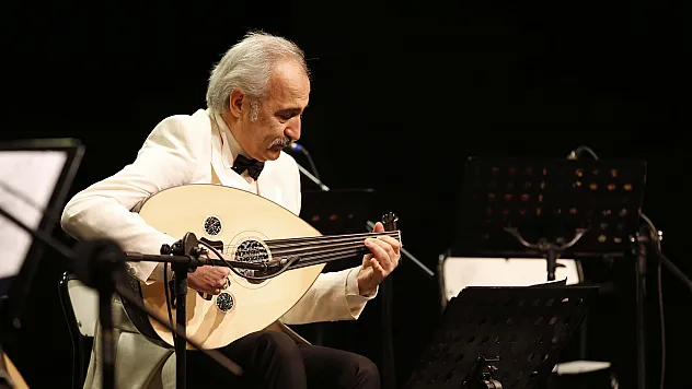 Samsun Devlet Klasik Türk Müziği Korosundan 'Tango ve Alaturka'da Valsler' konseri