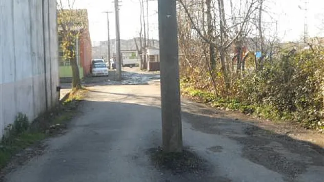 Bir garip yol yapımı!