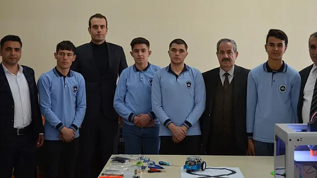 Adilcevazlı öğrenciler TEKNOFEST'te yarışacak