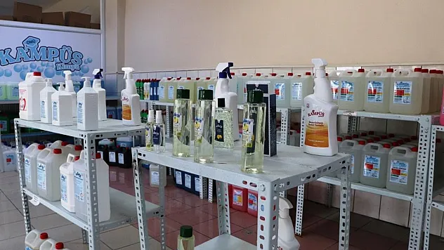 OMÜ'den Ukrayna'ya temizlik malzemesi yardımı