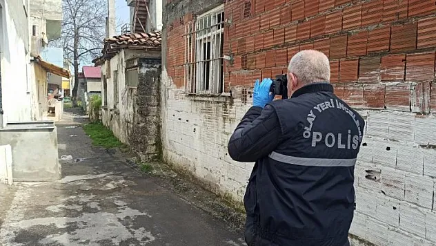  'Alacağım' var diye kapıyı açtırıp çamaşır makinesini götürdü