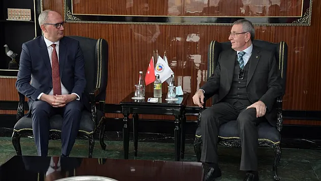 Kosova Ferizaj Belediye Başkanı iş birliği için Samsun'da