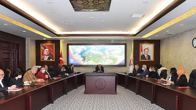 OMÜ, kenevirin endüstriyel ürün hâline gelmesinde kararlı