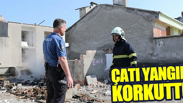 Çatı yangını korkuttu