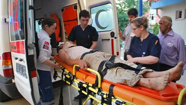 Evinin Çatısından Düştü