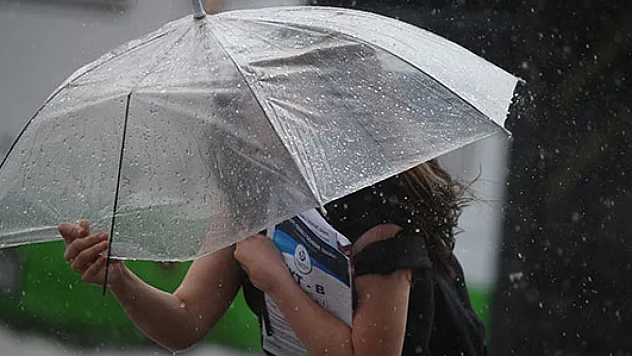 Meteoroloji 6 ili 'kırmızı' kodla uyardı!