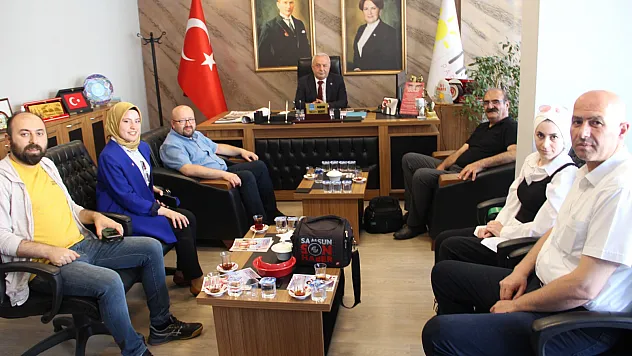 İnternet Habercileri Derneği'nden İYİ Parti'ye ziyaret