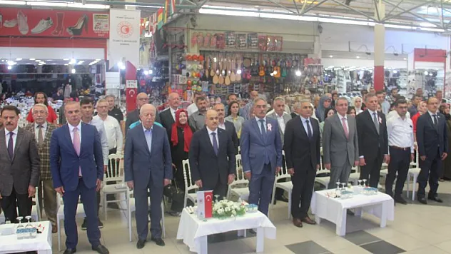 Samsun'da yılın ahisi 50 yıllık tornacı seçildi