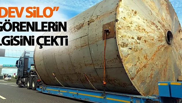 Kara yolunda taşınan dev silo görenlerin ilgisini çekti