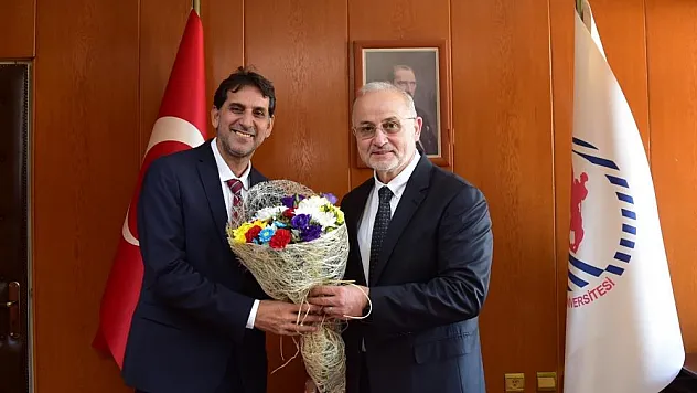 OMÜ İnsan ve Toplum Bilimleri Fakültesi'ne yeni dekan