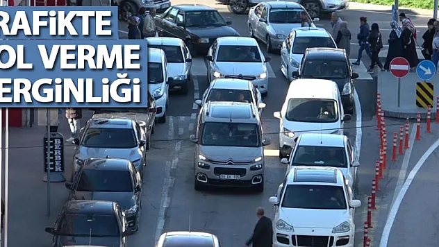 Samsun'da trafikte yol verme gerginliği