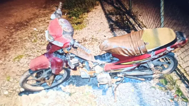 Terk edilmiş motosiklet otoparka çekildi