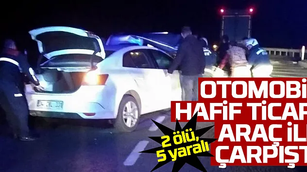 Samsun'da otomobil hafif ticari araç ile çarpıştı: 2 ölü, 5 yaralı