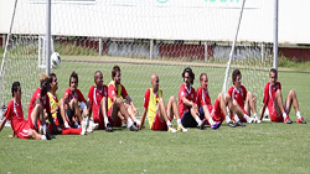 Samsunspor'da Gençler Mesaisi sürüyor