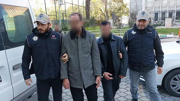 Samsun'da DEAŞ'tan gözaltına alınan 3 kişi adliyeye sevk edildi