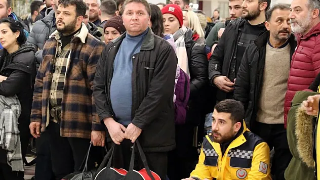 189 sağlıkçı gönüllü olarak gitti